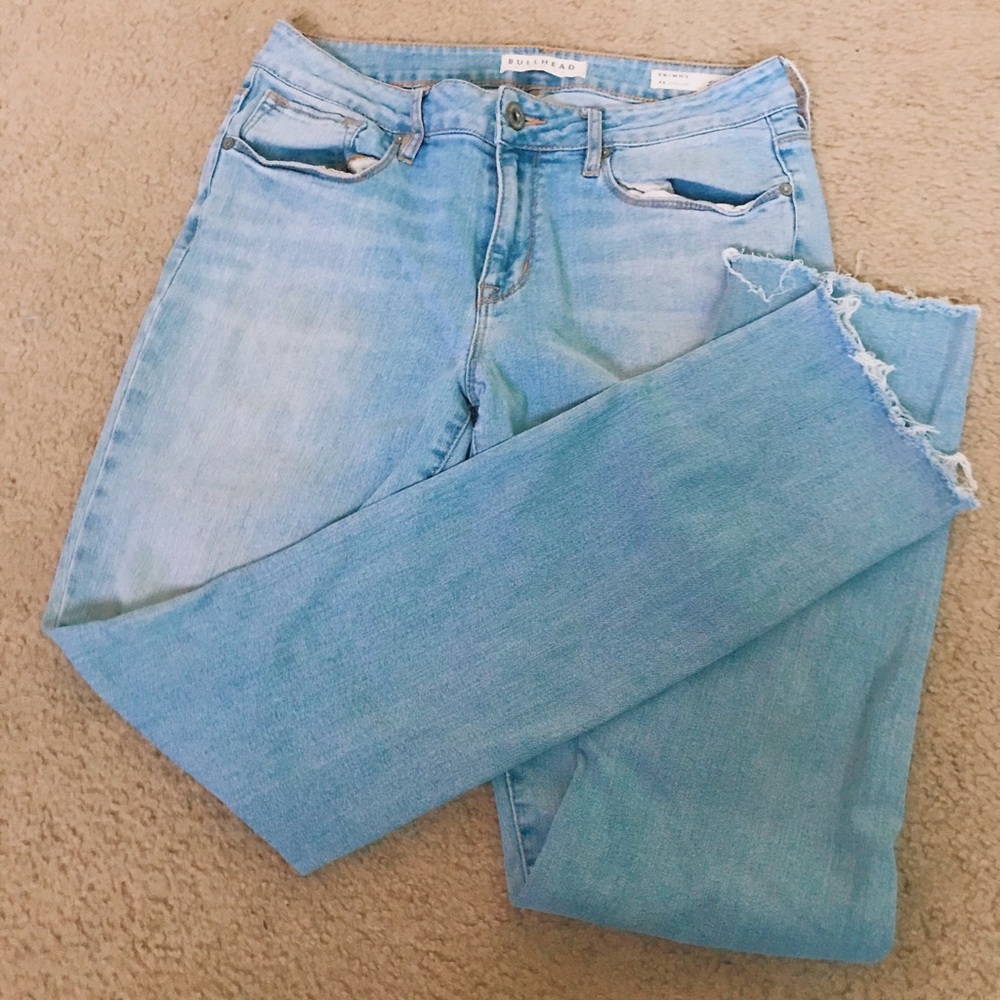 bullhead jeans!